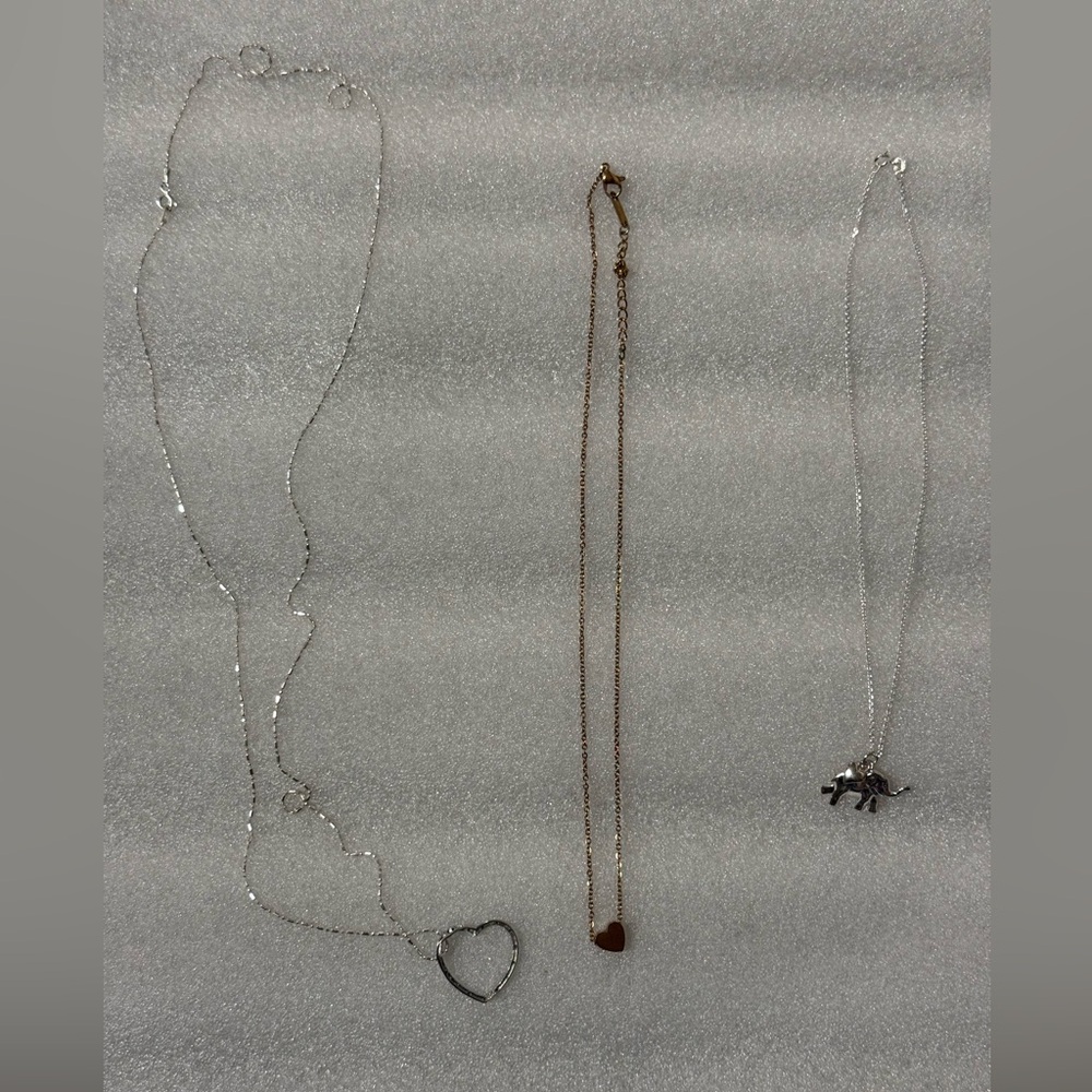 Lot of 3 Necklaces